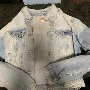 jean jacket size large